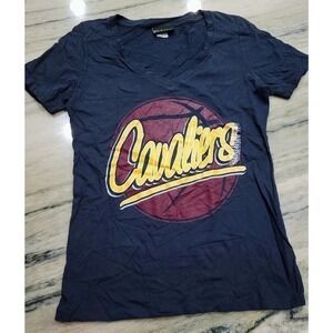 NBA for Her Cleveland Cavaliers Basketball T Shirt Navy Blue Medium